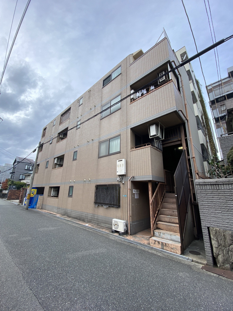 【平野駅徒歩3分】平野区平野西5丁目1K♪敷金・礼金なし・当月賃料無料・バルコニー付きのマンションの画像