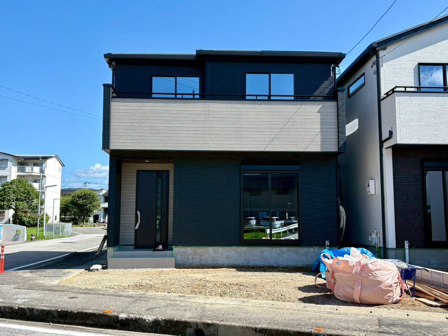 【新築建売】高知市鴨部2棟　建物完成しました！！の画像