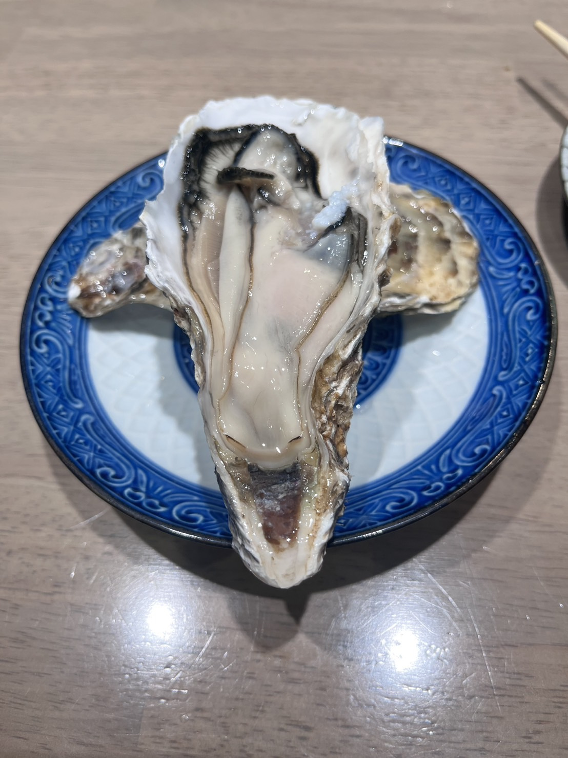 初の生牡蠣の画像