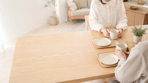 同棲で生活費はいくらかかる？平均額や折半方法と節約術についても解説の画像