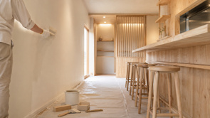 居酒屋の内装をDIYする進め方は?安全な工事範囲やアイデアも解説の画像