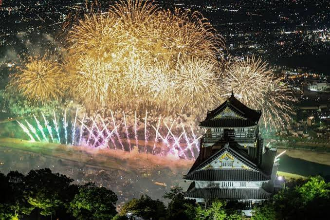 友人ファミリーと今年初めての花火｜夏の思い出が始まりましたの画像
