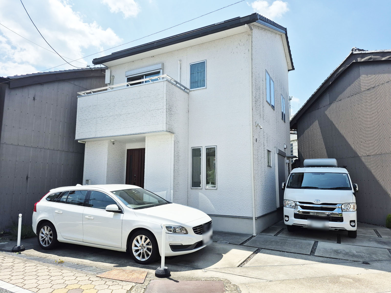 新規物件のご紹介【八木町八木東久保　一戸建】の画像