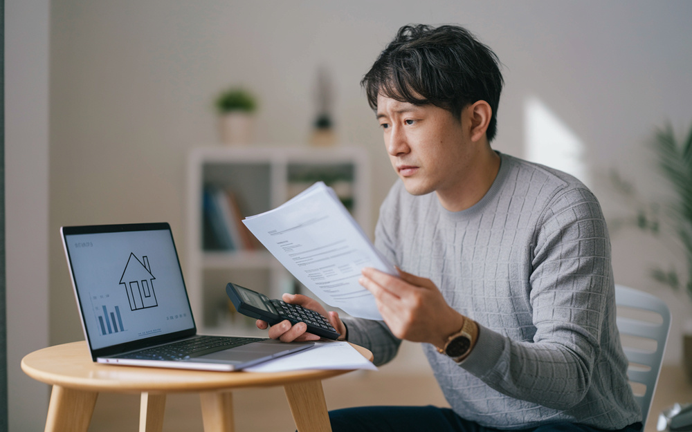 住宅ローンは単身世帯の年収でいくらまで借りられる？返せる額との違いと安全な上限目安を解説の画像