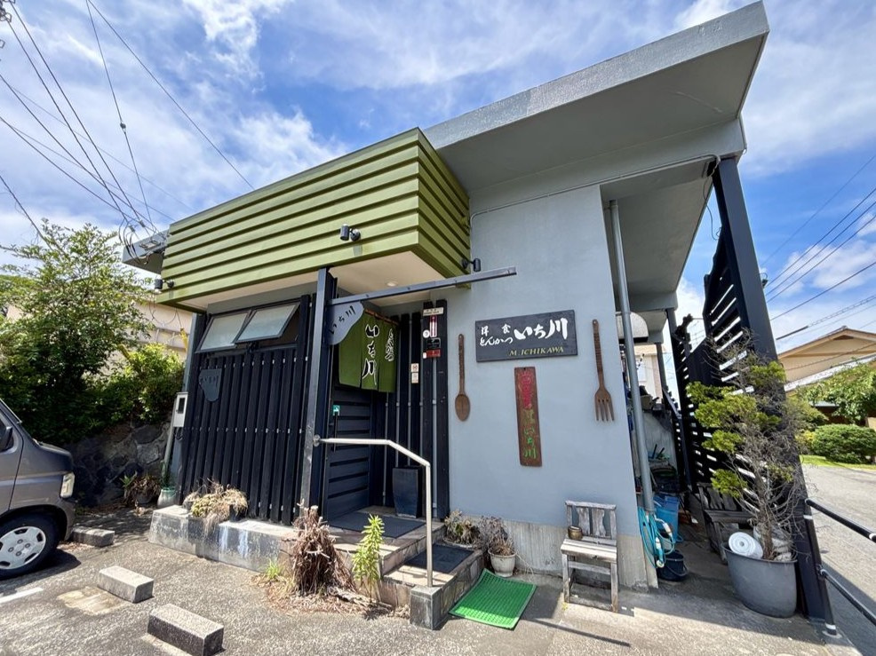 地元民が通う とんかついち川の画像