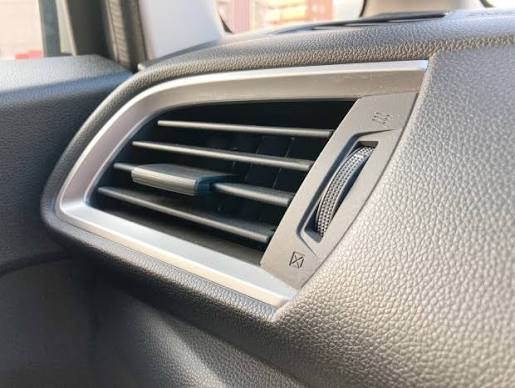 真夏の車が涼しくならない？原因は“風の向き”でしたの画像