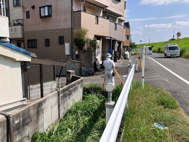 売却予定物件の測量を開始しました!の画像