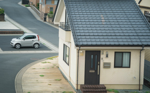 道路に接していない家の売却は可能か？相談前に知るべき注意点と進め方の画像