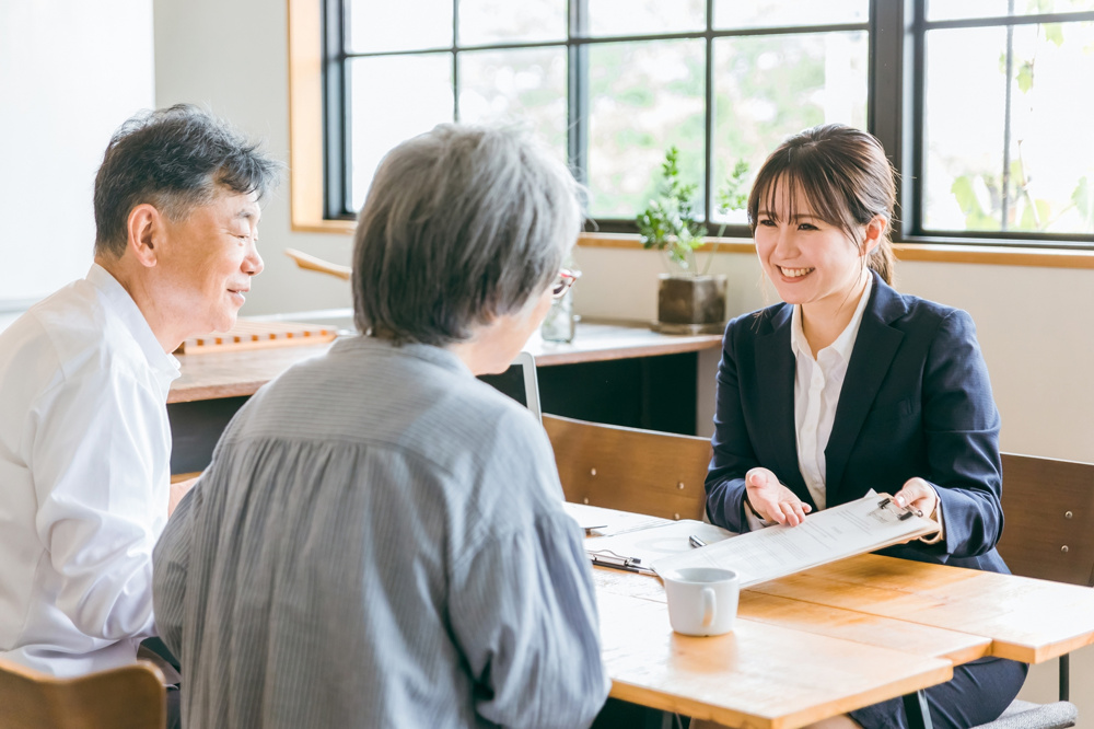 高齢者の賃貸家賃相場は？年金暮らしでも無理なく払える目安を解説の画像
