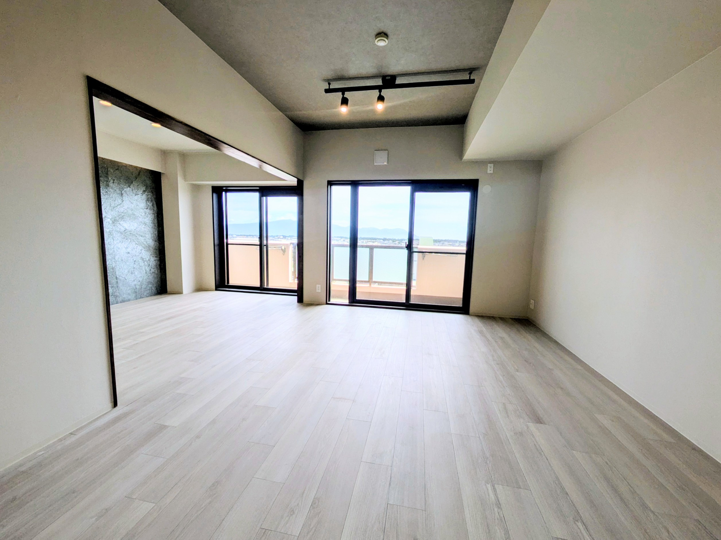 【販売案内】藤和シティコープ沼津Ⅱ804号室　【デザイナーズリノベーション中古マンション】完成！の画像