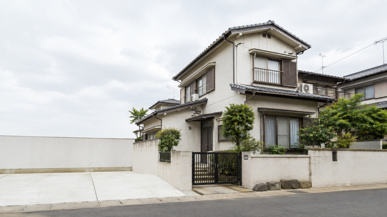 3,000万で買った家はいくらで売れる?築年数別の価格目安も解説の画像