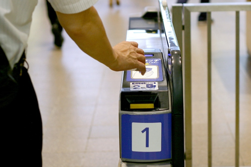 駅近物件 メリット 駅の改札