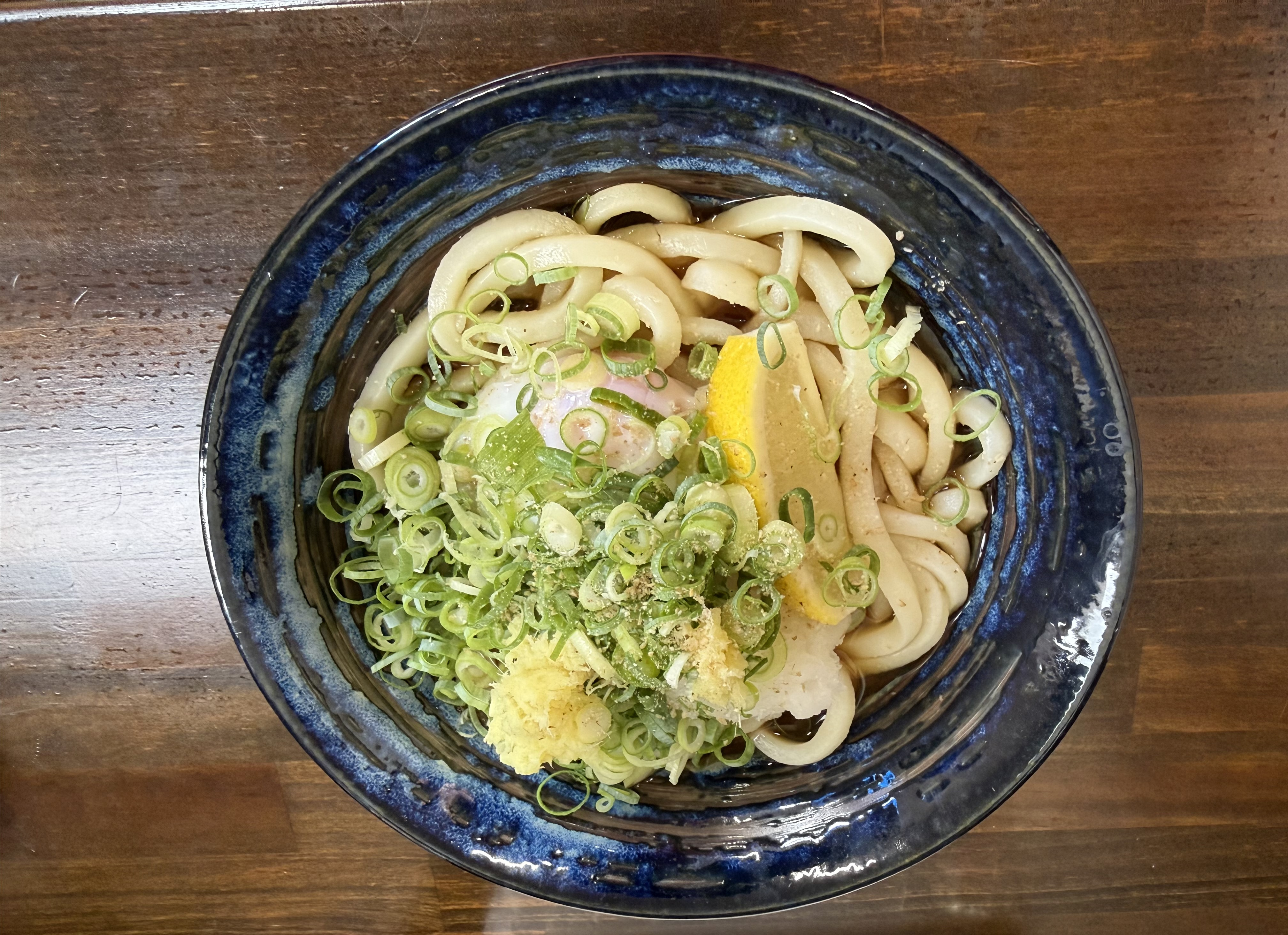 香川県で讃岐うどんを満喫！お盆休みの大行列を乗り越えて本場の味を堪能の画像
