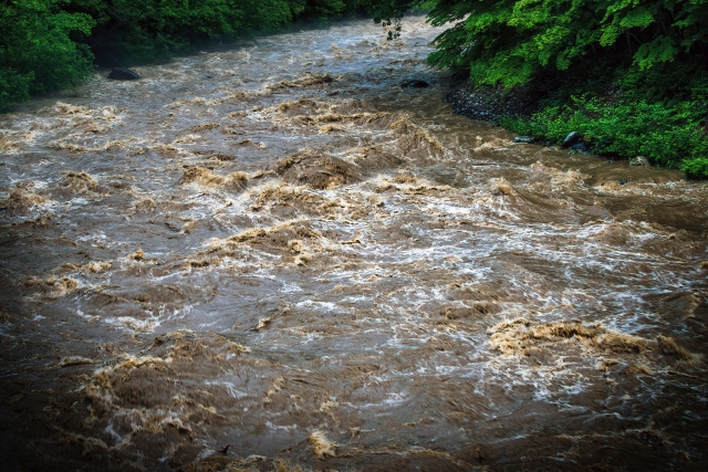 記録的大雨が降ったら、どうする? ― 突然の大雨から命を守るために知っておきたい5つの行動 ―の画像