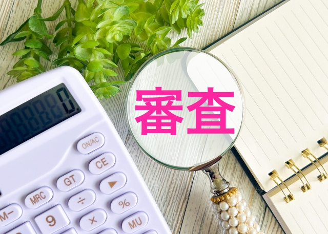 信販系と独立系保証会社の違い|ブラックでも借りるための見極め方の画像