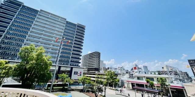 阪急塚口駅の風景