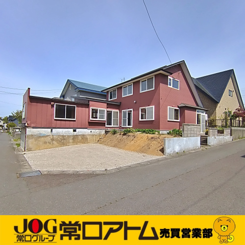 【9/2は靴の日】足元の雑学と、八丁平の車好き必見!ゆったり4LDK中古住宅のご紹介♪の画像