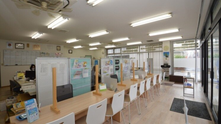 米山本店の店内