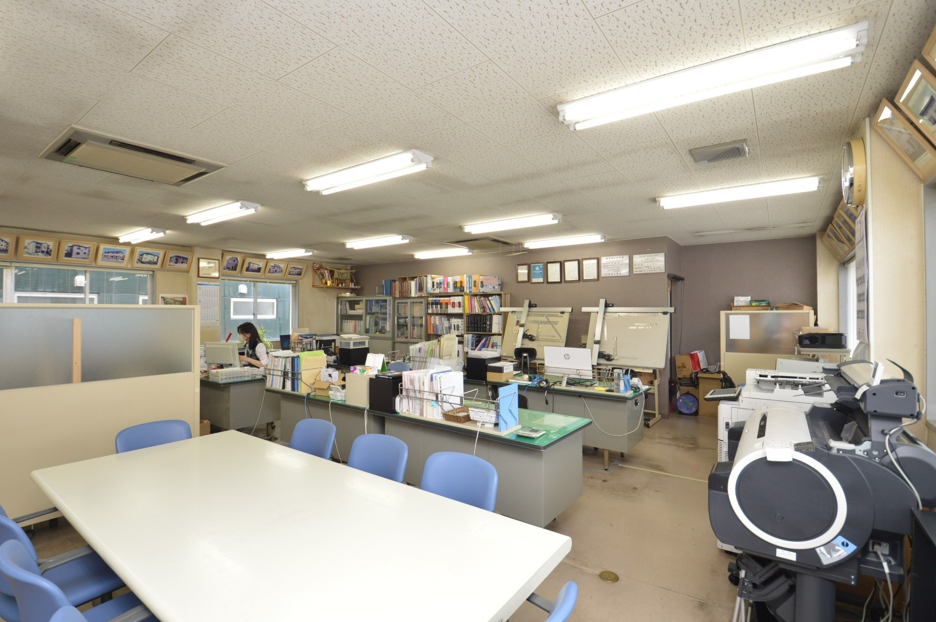 建築事業部の店内
