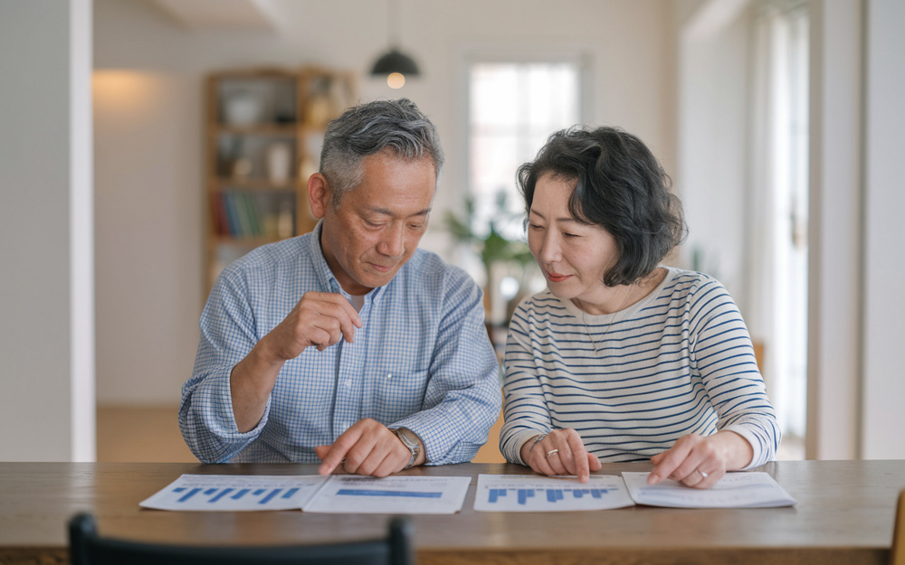 老後資金づくり株と不動産投資どっちが安心？安定収入を重視する人の選び方を解説の画像