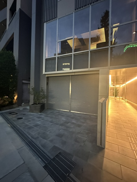 1等地!北堀江1丁目なにわ筋面する築浅1階路面店舗!約12.6坪!業種相談!の画像