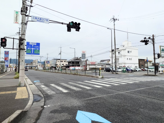 国道24号線と三条大路交差点