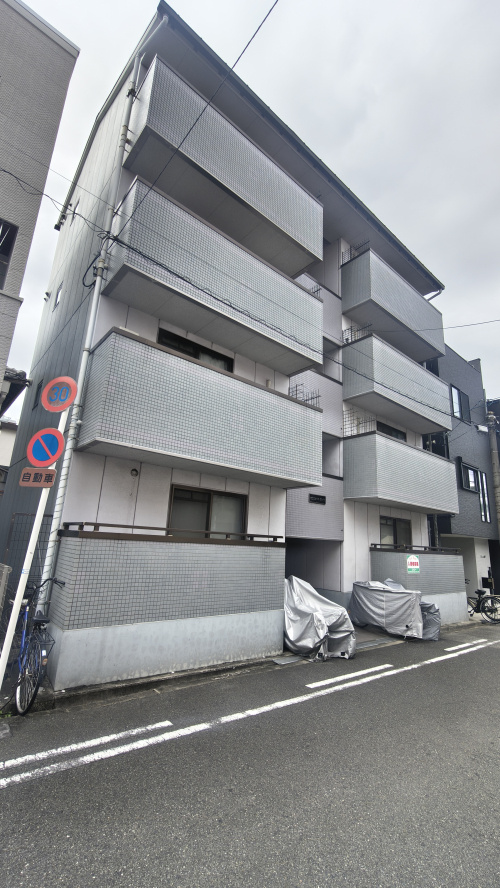 【天神ノ森駅徒歩4分】西成区岸里東1丁目 1DK♪敷金・礼金・更新料すべて0円・最上階の角部屋・エアコン付き・402号室のマンションの画像