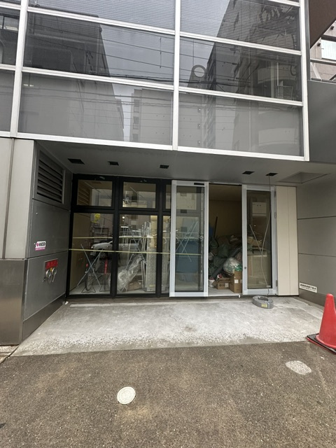 本町・堺筋本町エリア!リノベーションビル路面1階&地下1階店舗!約51.2坪!の画像