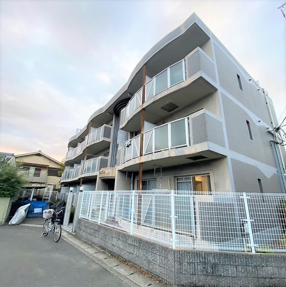 【茨木駅徒歩7分】茨木市春日3丁目 1K♪22㎡・敷金なし・南向き・エアコン付き・バス トイレ別・207号室のマンションの画像