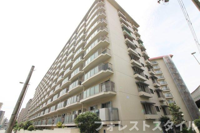クローバーハイツ森小路の住棟