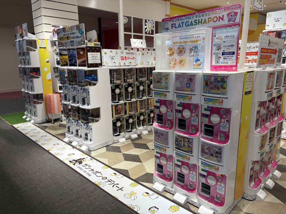 ガチャガチャ専門店に行ってきました♪最近のカプセルトイがすごい！｜Nitta Homeスタッフブログの画像