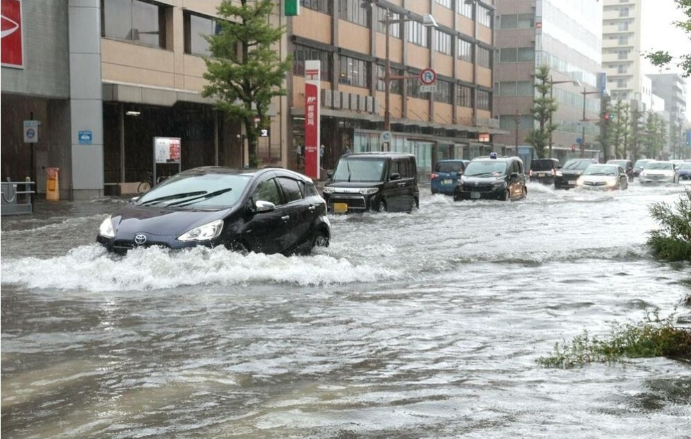 大雨の画像