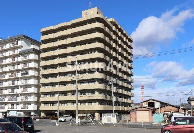 駅まで歩11分、東向きの角部屋。すぐ動ける田中町の3LDKの画像