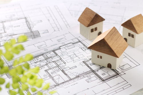 リフォームと住み替えどっちがお得?補助金助成金を比較して費用負担を抑える方法の画像