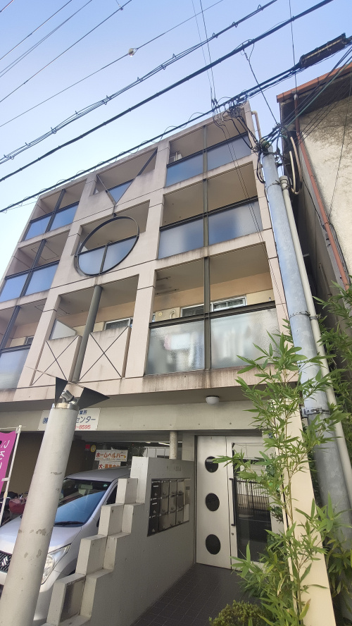 【駒川中野駅徒歩7分】東住吉区東田辺 2DK♪40㎡・敷金なし・角部屋・オートロック・301号室のマンションの画像