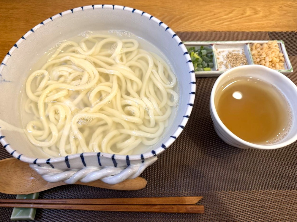 優しいお出汁で食べるうどん