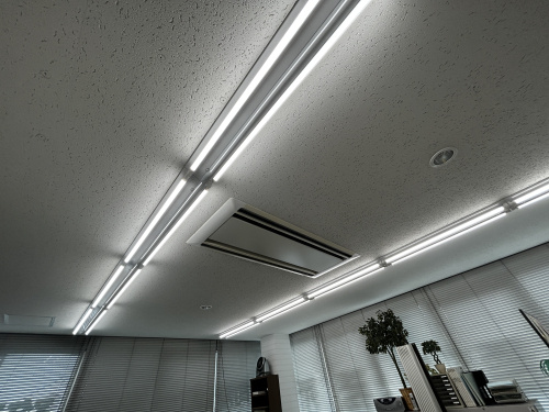 蛍光灯器具からLED照明器具へ更新の画像