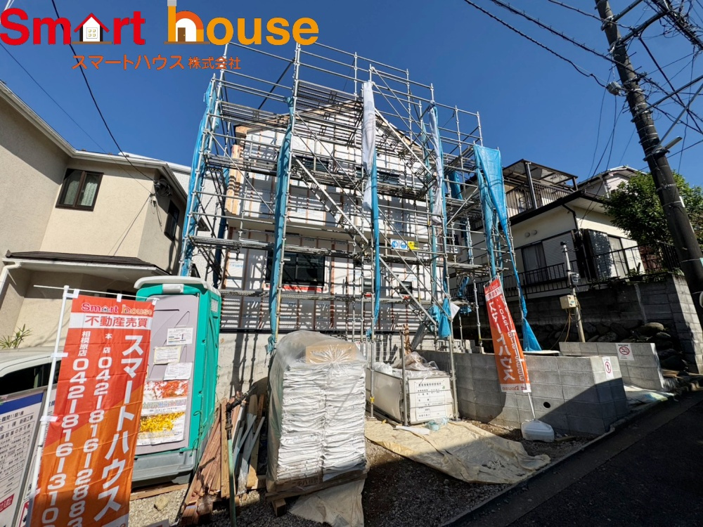 相模原市南区上鶴間の新築戸建 建築中の現地 2026年10月