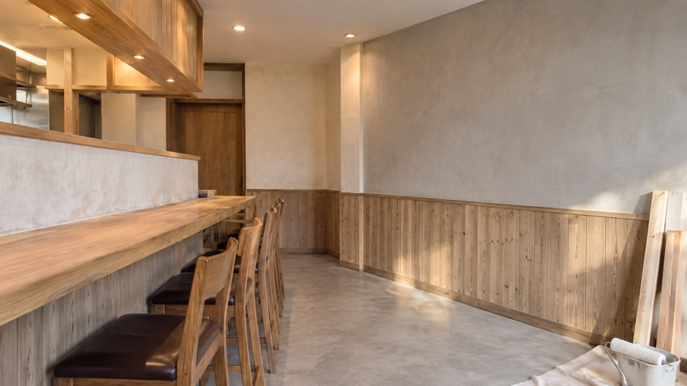 居酒屋の内装はどこまでDIYできる？できない工事についても解説の画像