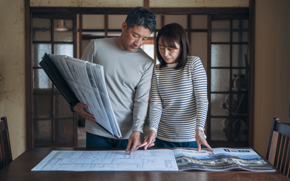 相続空き家はリフォームして住むか売るか？管理活用の判断ポイントを解説の画像