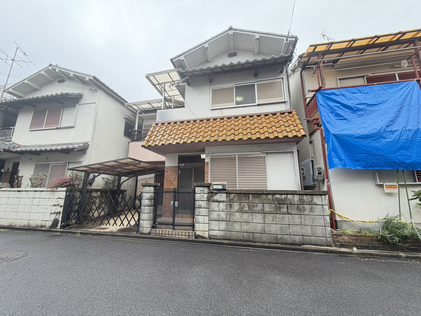 奈良市神殿町で再建築不可の連棟住宅を買取　前面道路が非道路の物件の画像
