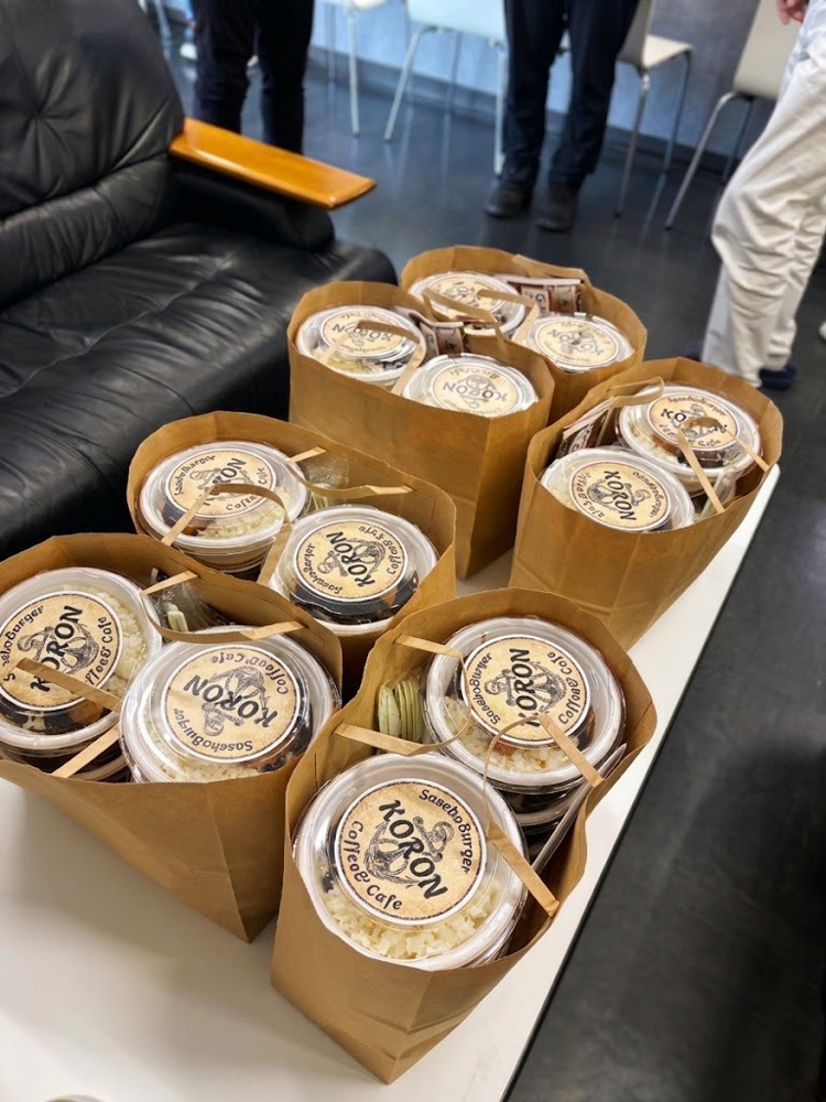 Sasebo Burger KORON様からの絶品差し入れ！海軍カレー＆BIGバーガーの画像
