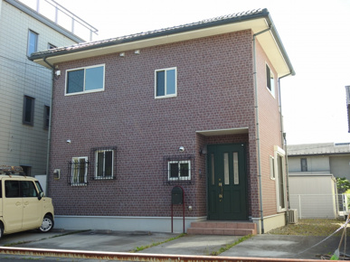 甲府駅徒歩25分、貴重な賃貸一戸建て!の画像