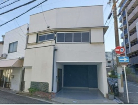 塚本エリア!角地路面1棟貸!約13.2!業種相談!の画像