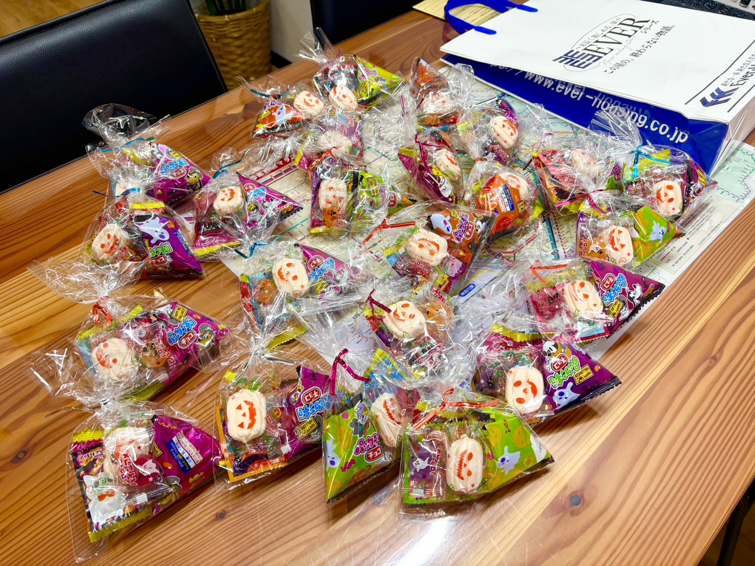 かわいいおばけたちがやってきた!ハッピーハロウィン♪の画像