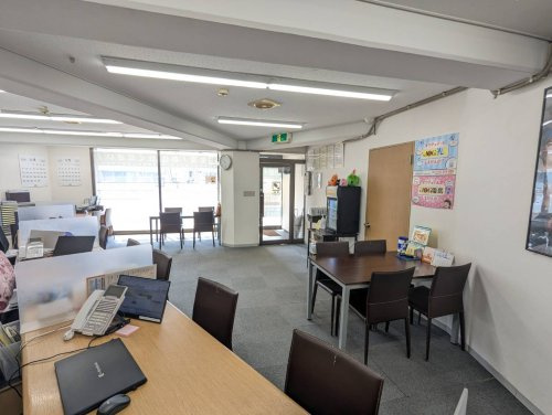 南郷18丁目駅前店の店舗画像