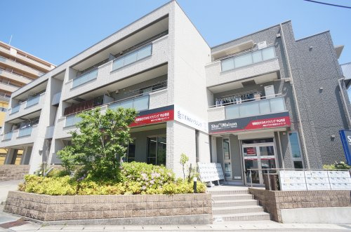 すみれハウジング 中山寺店 店舗画像