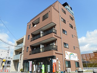 株式会社なないろ