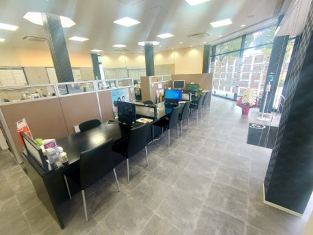 株式会社リブライフ　姫路中央店