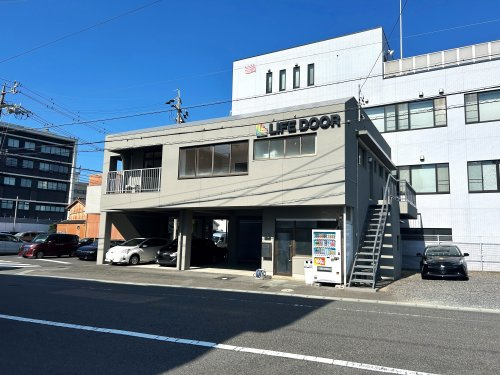 株式会社LIFE DOORの画像